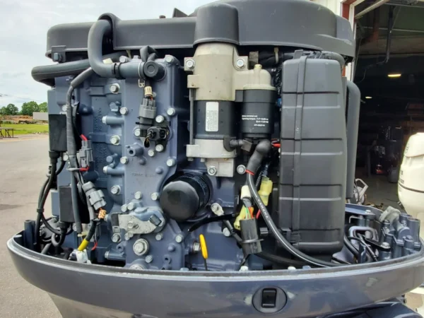 2008 Yamaha 115 HP 4-Cylinder EFI 4-Stroke 20" (l) Outboard Motor - Image 5