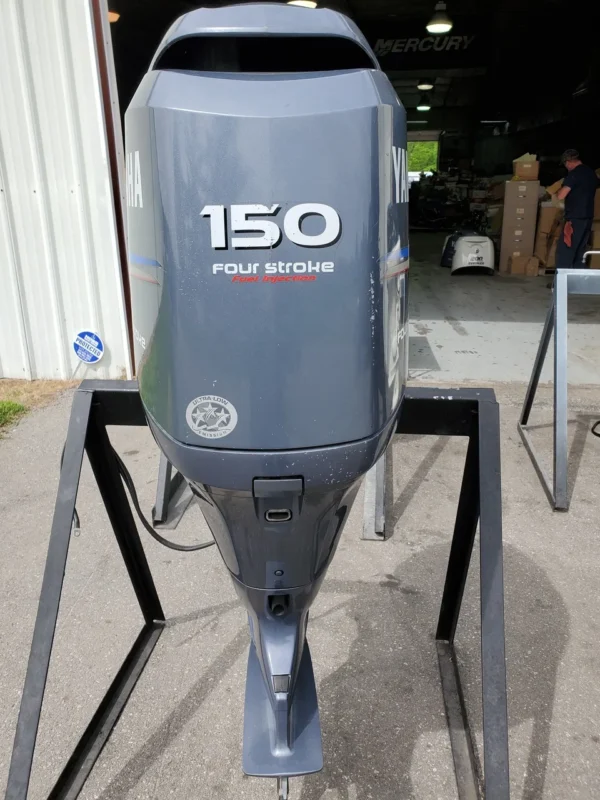 2009 Yamaha 150 HP 4-Cylinder EFI 4-Stroke 20" (L) Outboard Motor - Image 4