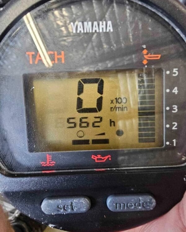 Yamaha outboard 175hp - Image 9