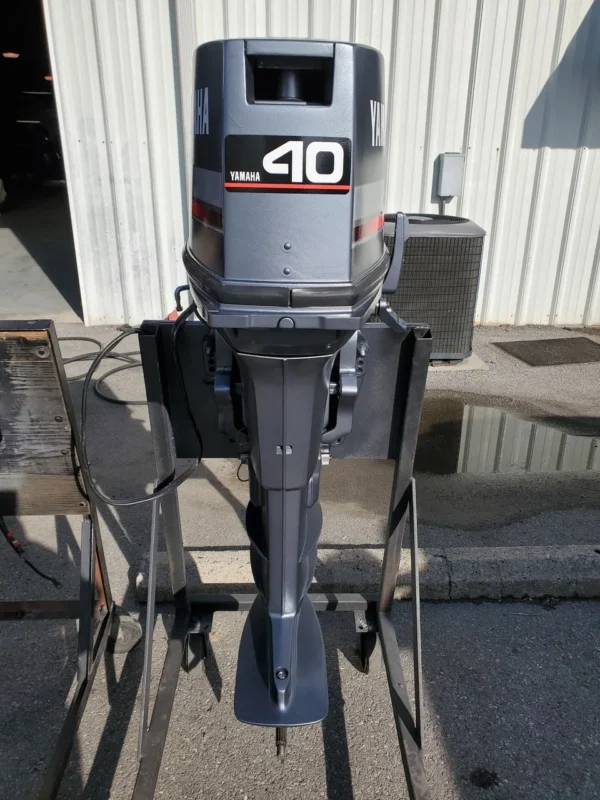 1997 Yamaha 40 HP 2-Cyl Carbureted 2-Stroke 20" (L) Outboard Motor