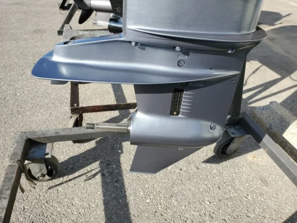 1997 Yamaha 40 HP 2-Cyl Carbureted 2-Stroke 20" (L) Outboard Motor - Image 3