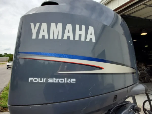 2009 Yamaha 150 HP 4-Cylinder EFI 4-Stroke 25" (L) Outboard Motor - Image 4
