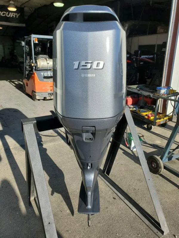 2005 Yamaha 150 HP 4-Cylinder EFI 4-Stroke 25" (L) Outboard Motor - Image 2