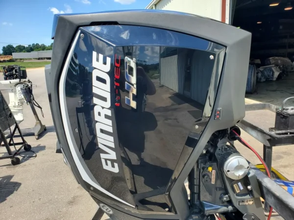 2019 G2 Evinrude E-TEC 250 HO V6 DFI 2-Stroke 20" (L) Outboard Motor - Image 2