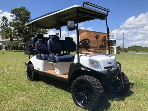 2021 E-Z-GO EXPRESS L6 GAS BRIGHT WHITE FOR SALE - Image 2