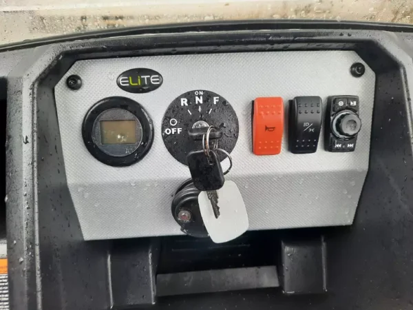 USED 2023 E-Z-GO GOLF CARTS ALL S4 FOR SALE - Image 3
