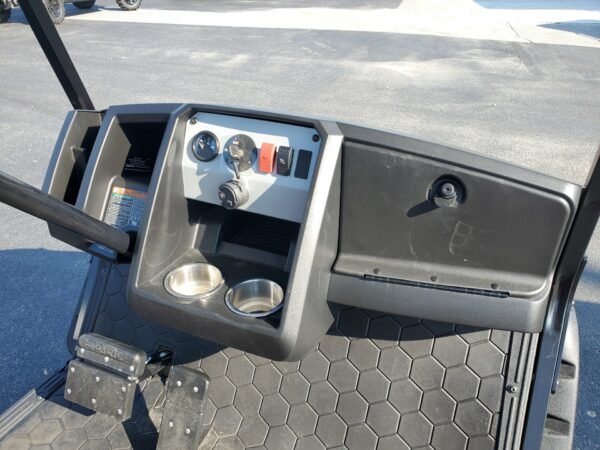 NEW 2024 E-Z-GO GOLF CARTS ALL EXPRESS S4 GAS FOR SALE - Image 3