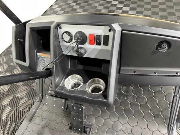 USED 2024 EZGO GOLF CARTS ALL EXPRESS L6 EFI PREMIUM EXPLORER FOR SALE - Image 2