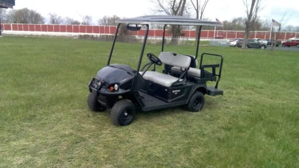 2024 Cushman Shuttle 2+2 EFI Gas For Sale 