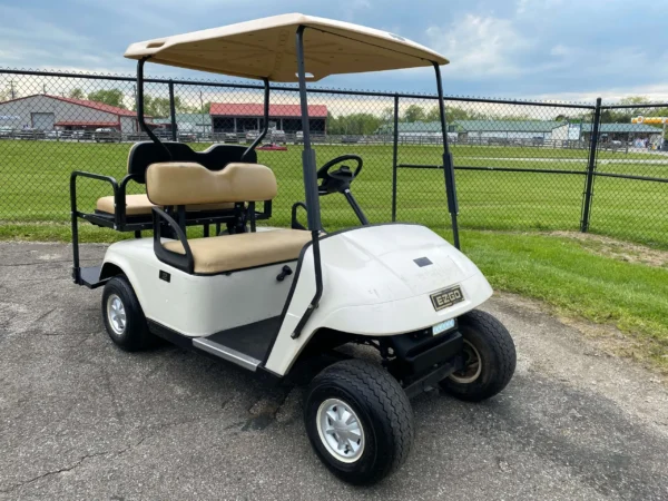2017 E-Z-GO TXT For Sale - Image 4